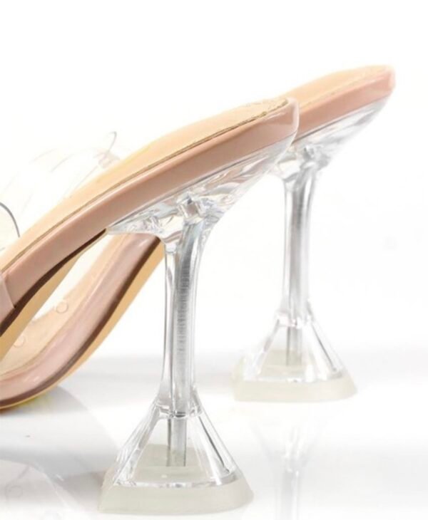 Screenshot Diamond Bow Pointed Heels