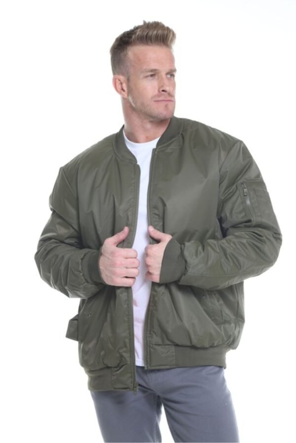 Screenshot_20250905_012546_Chrome Bommer Jacket