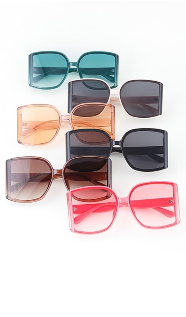 Screenshot_20250905_013902_Chrome Minimal Bright Butterfly Sunglasses